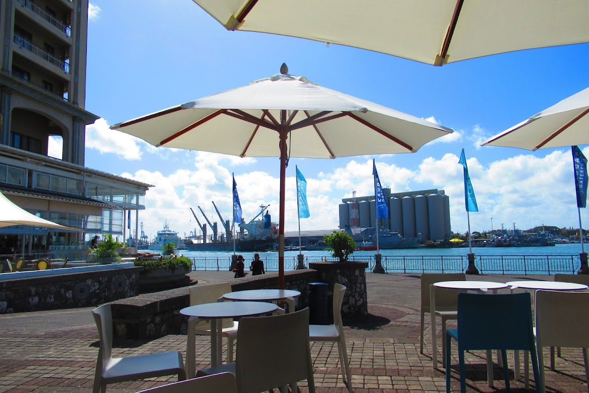 Sunset Café Port Louis